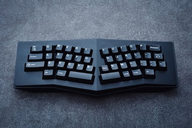 Benefits of usin a Ergonomic Keyboard 2