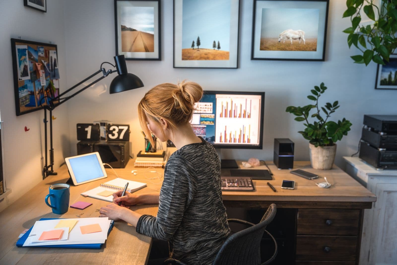 Advantages of Using an L-Shaped Desk